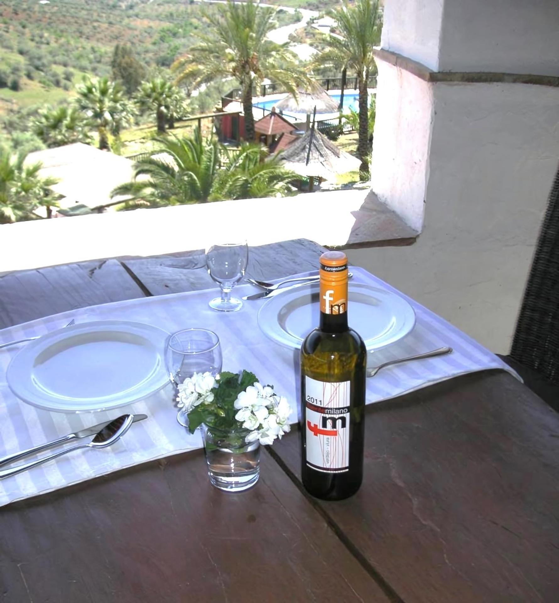 טולוקס Castle Tower Ground Floor Apartment In Rural Holiday Park 'Cezanne' מראה חיצוני תמונה
