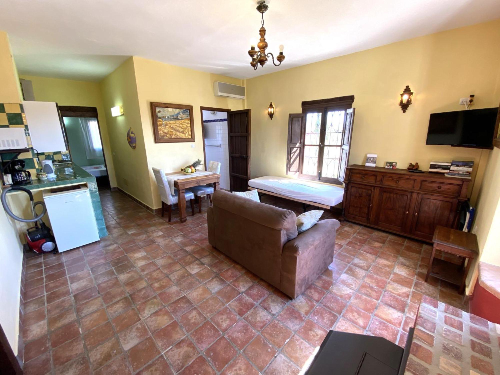 טולוקס Castle Tower Ground Floor Apartment In Rural Holiday Park 'Cezanne' מראה חיצוני תמונה