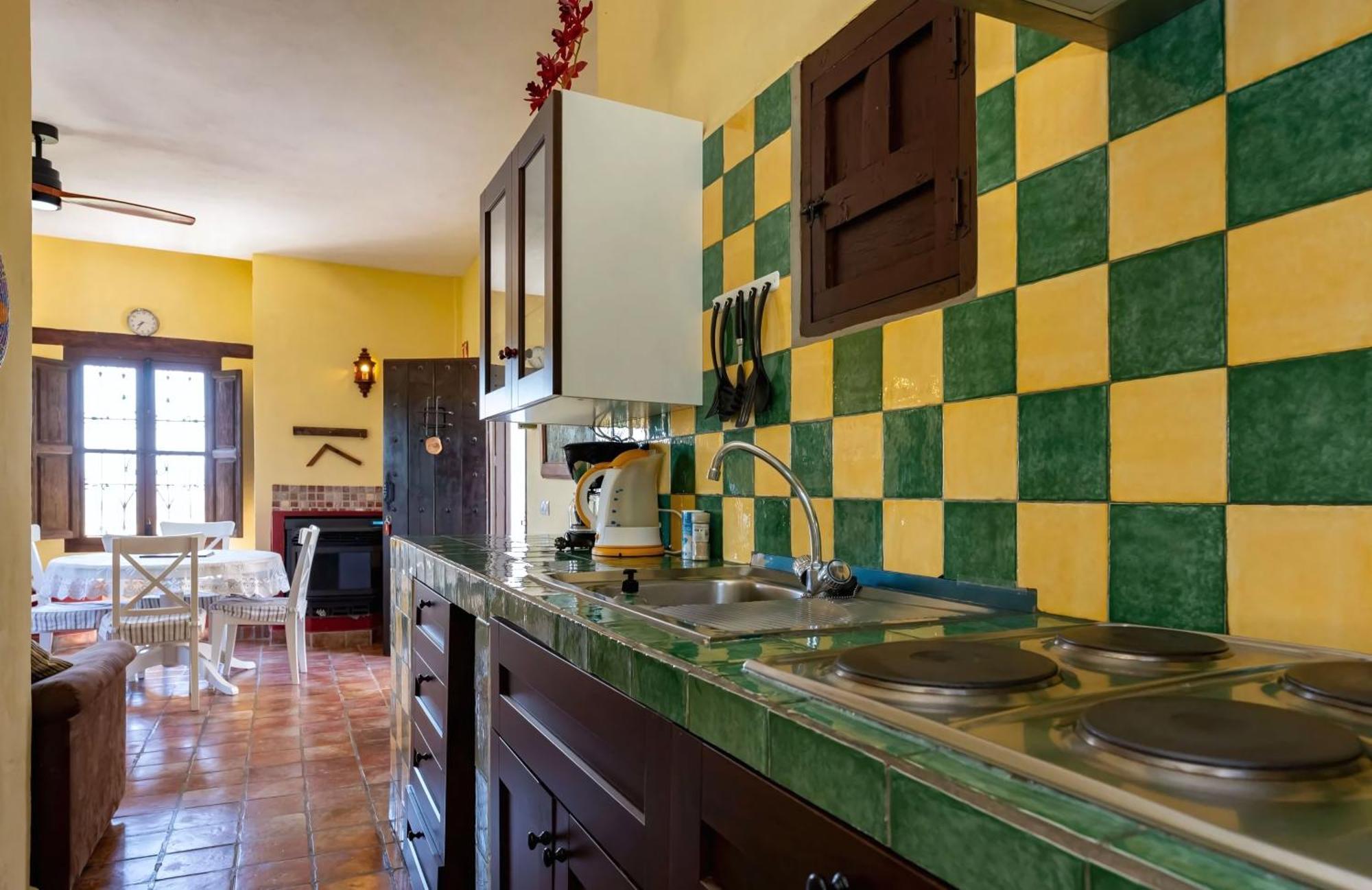 טולוקס Castle Tower Ground Floor Apartment In Rural Holiday Park 'Cezanne' מראה חיצוני תמונה